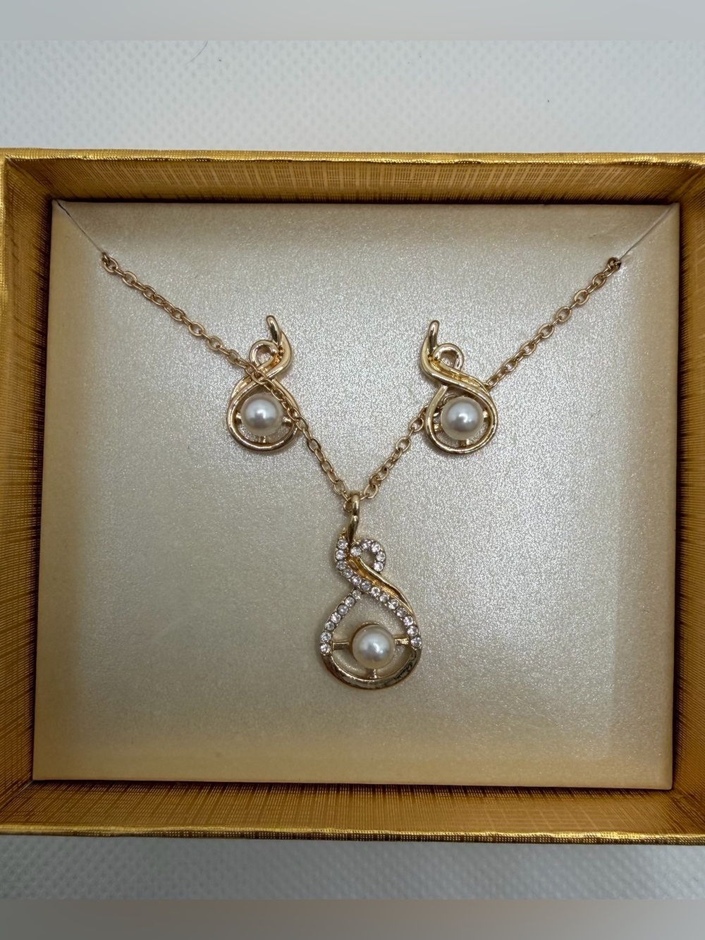 Anne Klein Gold Pearl & Crystal Pendant Necklace with Stud Earrings